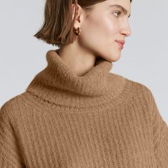 The Alpaca Oversized Turtleneck | Cappuccino