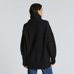 The Alpaca Oversized Turtleneck | Heathered Black