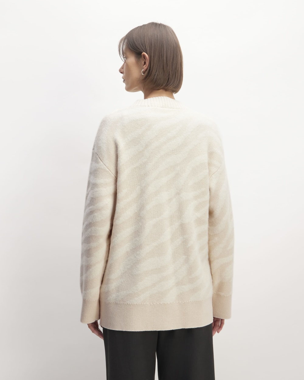 The Alpaca Tiger Jacquard Cardigan | Canvas / Snow