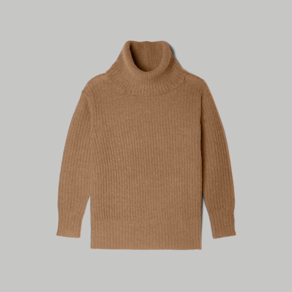The Alpaca Oversized Turtleneck | Cappuccino