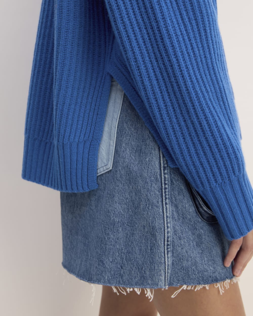 The Everlane x Marques' Almeida Oversized Cashmere Crew | Lapis Blue