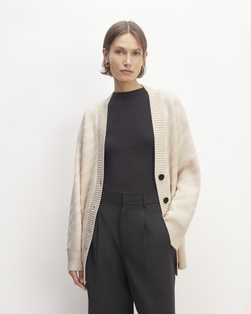 The Alpaca Tiger Jacquard Cardigan | Canvas / Snow