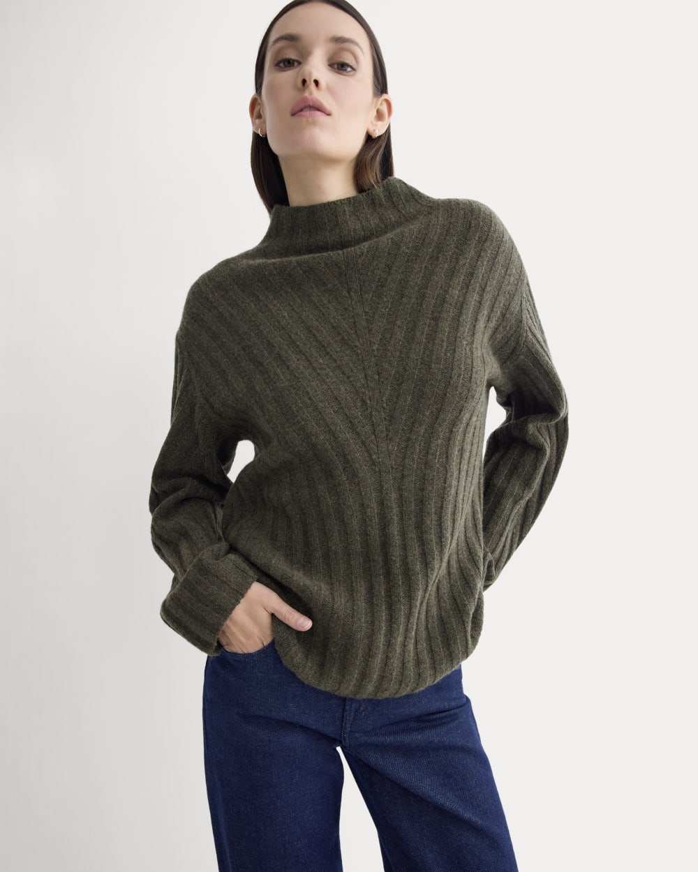 Funnel-Neck Sweater in Wool Cashmere | Heather Beech