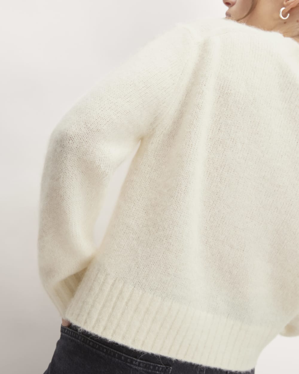 The Alpaca Cropped Crewneck Sweater | Snow