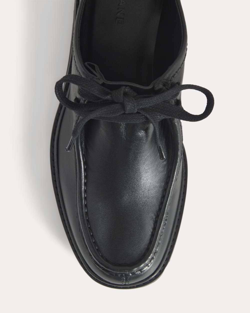 Leather Lug Chukka | Black