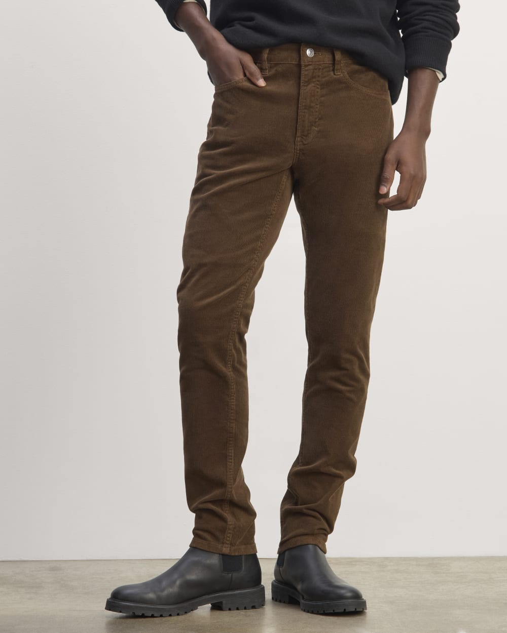 The 5-Pocket Pant in Corduroy | Cocoa